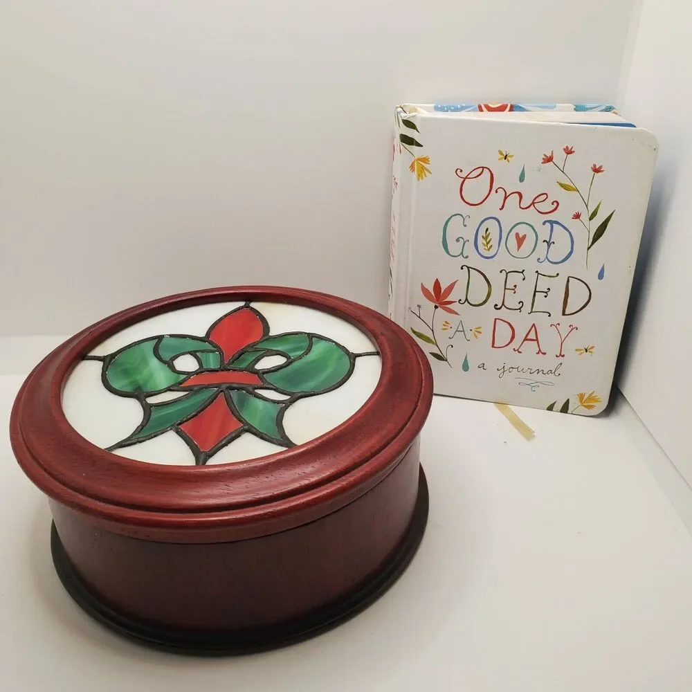 Vintage Clarity Round Cherry Stained Stained Glass Trinket Jewerly Box 7.5 Inch